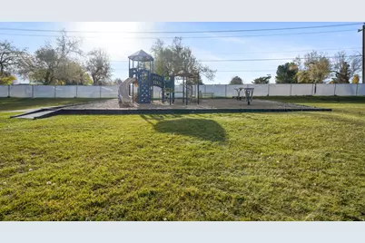 1264 W Canary St, Salt Lake City, UT 84123 - Photo 21