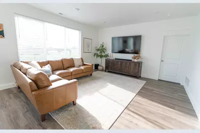 1158 S 650 E, Hyrum, UT 84319 - Photo 5