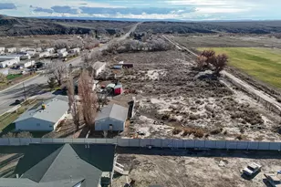 418 S 100 E, Wellington, UT 84542 - Photo 27