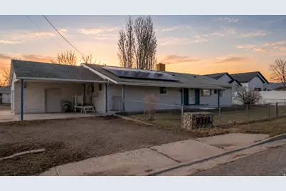 418 S 100 E, Wellington, UT 84542 - Photo 1