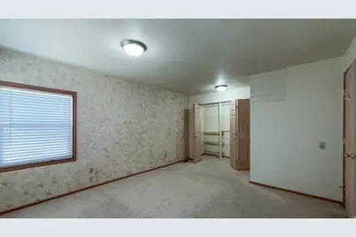 418 S 100 E, Wellington, UT 84542 - Photo 15