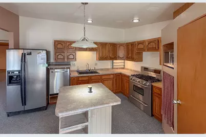 418 S 100 E, Wellington, UT 84542 - Photo 5