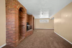 975 N Garnet St, Layton, UT 84041 - Photo 19