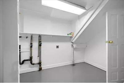 975 N Garnet St, Layton, UT 84041 - Photo 21