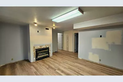 9095 S 1150 W, West Jordan, UT 84088 - Photo 13