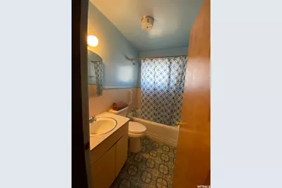 303 W Railroad Ave, Price, UT 84501 - Photo 7