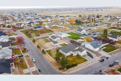 397 Triple Crown Way, Grantsville, UT 84029 - Photo 57