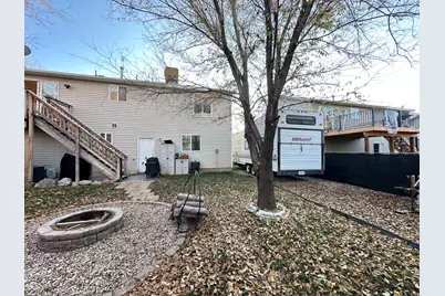 422 W Meadowbrook Dr, Ogden, UT 84404 - Photo 21