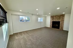 1467 W 1750 N, Clinton, UT 84015 - Photo 7