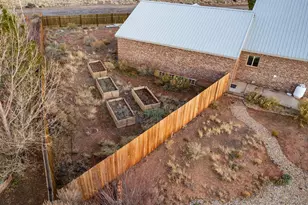 397 N Wendy Dr, Torrey, UT 84775 - Photo 7