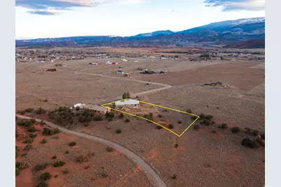 397 N Wendy Dr, Torrey, UT 84775 - Photo 15