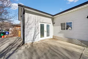 8983 S 3860 W, West Jordan, UT 84088 - Photo 45