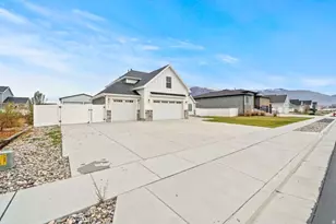 2442 W 2850 N, Farr West, UT 84404 - Photo 5