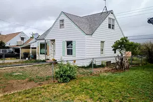333 Denver Ave, East Carbon, UT 84520 - Photo 41
