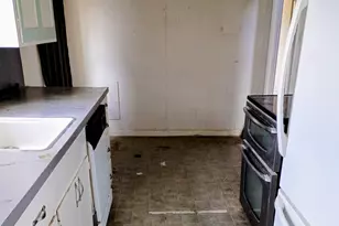 333 Denver Ave, East Carbon, UT 84520 - Photo 15