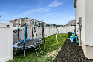 4819 E Breezy Patch Rd, Eagle Mountain, UT 84005 - Photo 33