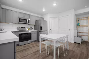 645 S Plum Creek Ln, Ogden, UT 84404 - Photo 3