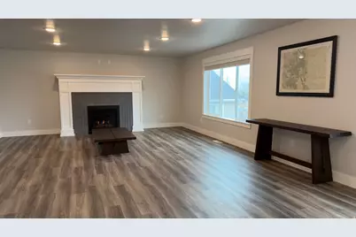 1901 Southpointe Ct, Logan, UT 84341 - Photo 5