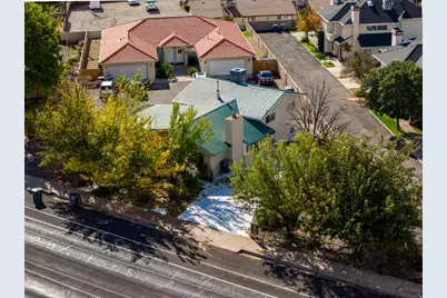 461 Diagonal St, Saint George, UT 84770 - Photo 31