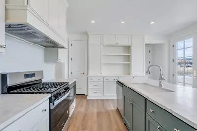 5644 W Hawthorn Ln #12, Herriman, UT 84096 - Photo 7