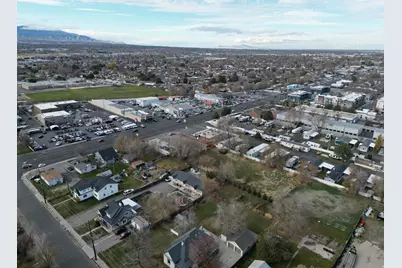 8475 S State St, Sandy, UT 84070 - Photo 15
