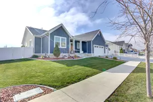 271 E Echo Ledge Dr S, Saratoga Springs, UT 84045 - Photo 3