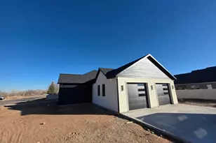 1205 W Grayhawk Loop, Roosevelt, UT 84066 - Photo 7