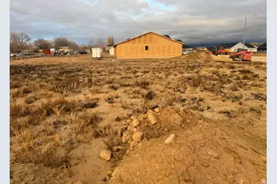 128 E 2000 S #17, Vernal, UT 84078 - Photo 5