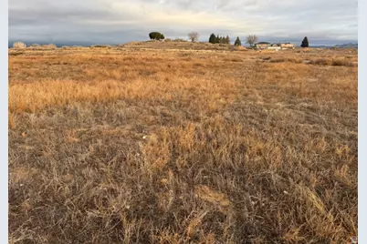 242 E 1940 S #24, Vernal, UT 84078 - Photo 3