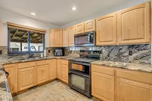 3628 S Peach Flower Ln, West Valley, UT 84128 - Photo 7