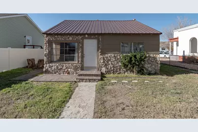 331 N 400 E, Price, UT 84501 - Photo 1