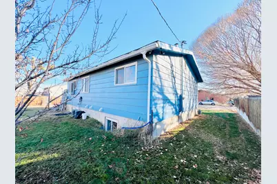 218 W 350 N, Vernal, UT 84078 - Photo 5