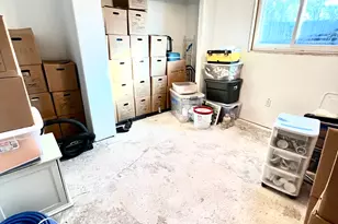 218 W 350 N, Vernal, UT 84078 - Photo 11