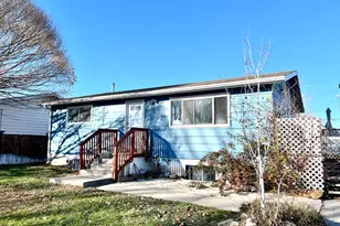 218 W 350 N, Vernal, UT 84078 - Photo 1