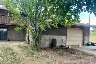 160 E 300 S, Gunnison, UT 84634 - Photo 11