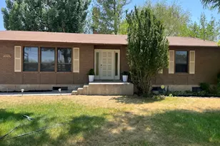 160 E 300 S, Gunnison, UT 84634 - Photo 1