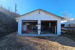 1064 E Tabby Access Rd, Tabiona, UT 84072 - Photo 23