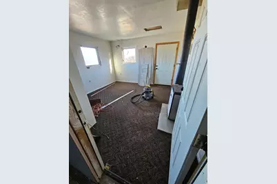 1064 E Tabby Access Rd, Tabiona, UT 84072 - Photo 15