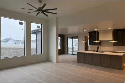 538 S 1400 W, Farmington, UT 84025 - Photo 9