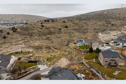 7745 N Mountain Ash Way E #63, Eagle Mountain, UT 84005 - Photo 15