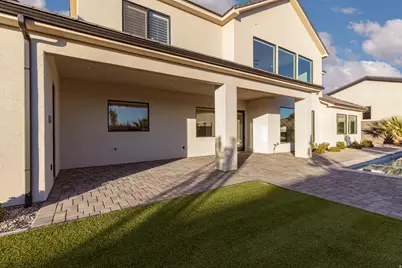 624 E Pine St, Washington, UT 84780 - Photo 9