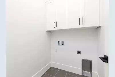 624 E Pine St, Washington, UT 84780 - Photo 45