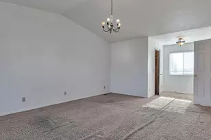 2113 W Surrey Circle, Taylorsville, UT 84129 - Photo 13