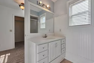 2113 W Surrey Circle, Taylorsville, UT 84129 - Photo 15