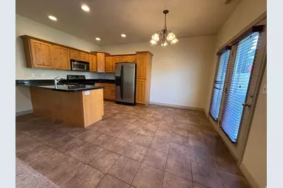 6768 S Sienna Park Ln E, Midvale, UT 84047 - Photo 7