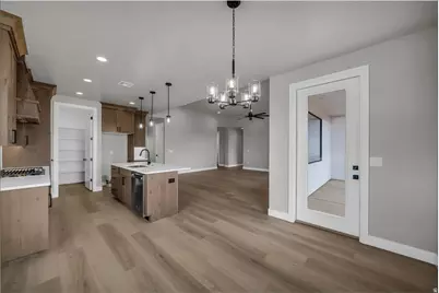 2433 N Locust St, Cedar City, UT 84720 - Photo 3