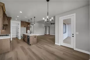 2433 N Locust St, Cedar City, UT 84720 - Photo 3