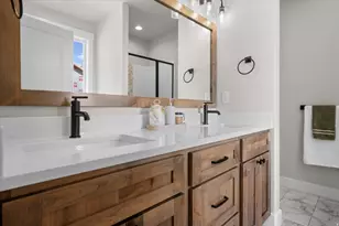 444 N 960 E, Hyde Park, UT 84318 - Photo 29