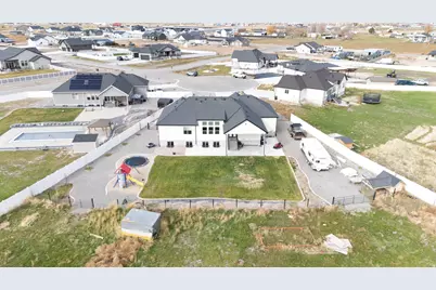 1668 E Coreys Ct N, Lake Point, UT 84074 - Photo 23