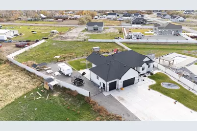 1668 E Coreys Ct N, Lake Point, UT 84074 - Photo 19